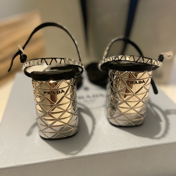 Prada sandals , black color, size10.5 - Picture 4 of 5